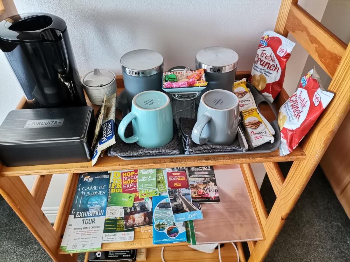 Bright And Cozy Room With Double Bed, Private Bathroom Not Ensuite, Breakfast To Go Dublin Zewnętrze zdjęcie